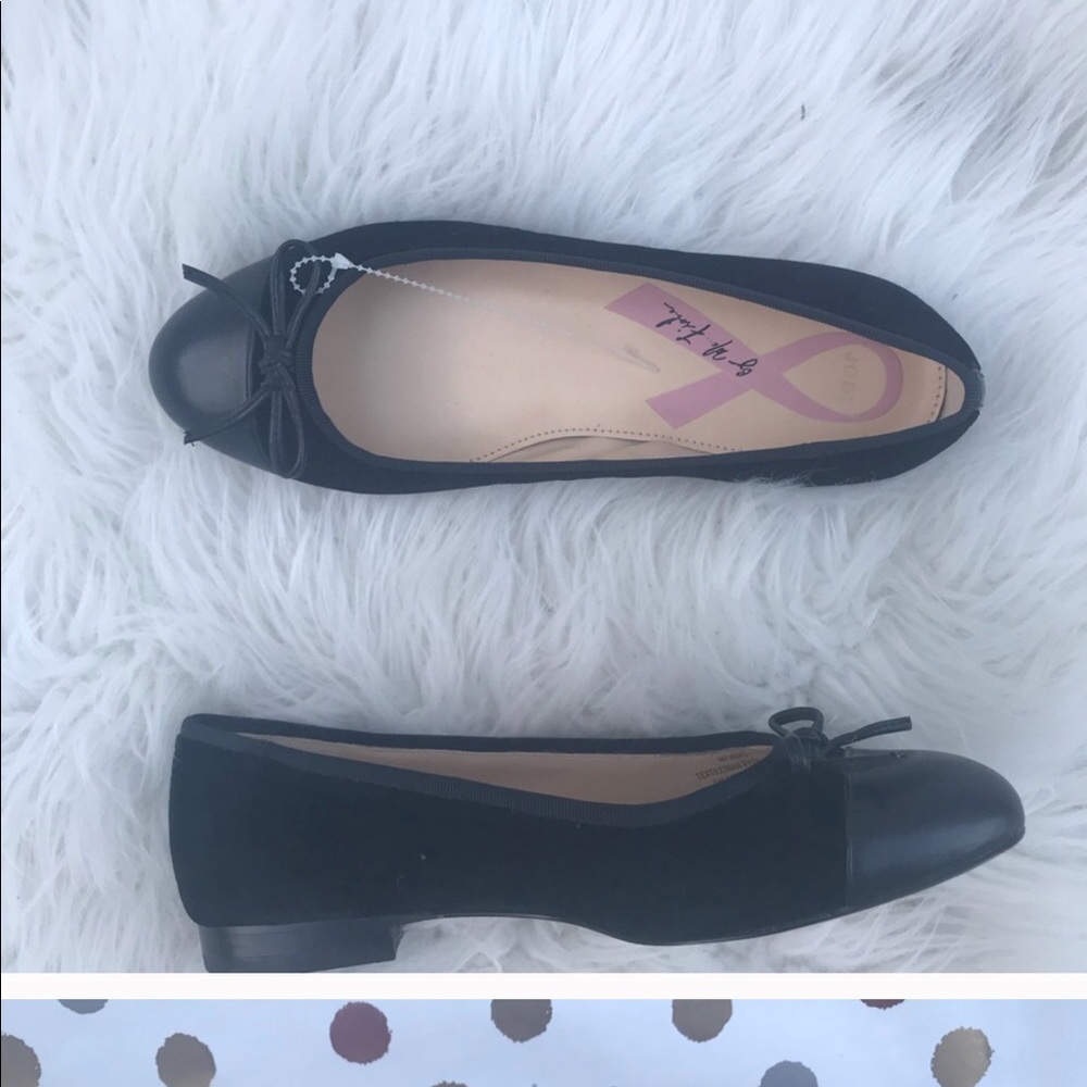 Marc Fisher two time bow Flats